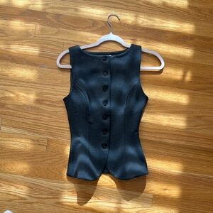 Aritzia Grey Fitted Buttoned Blouse